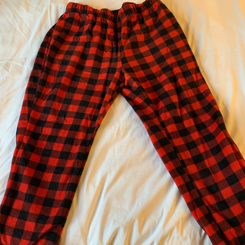 Pajama Set Top & Bottom - Picture 2 of 5